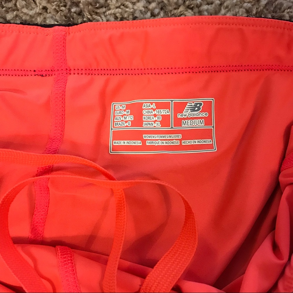 Athletic shorts - Picture 4 of 13